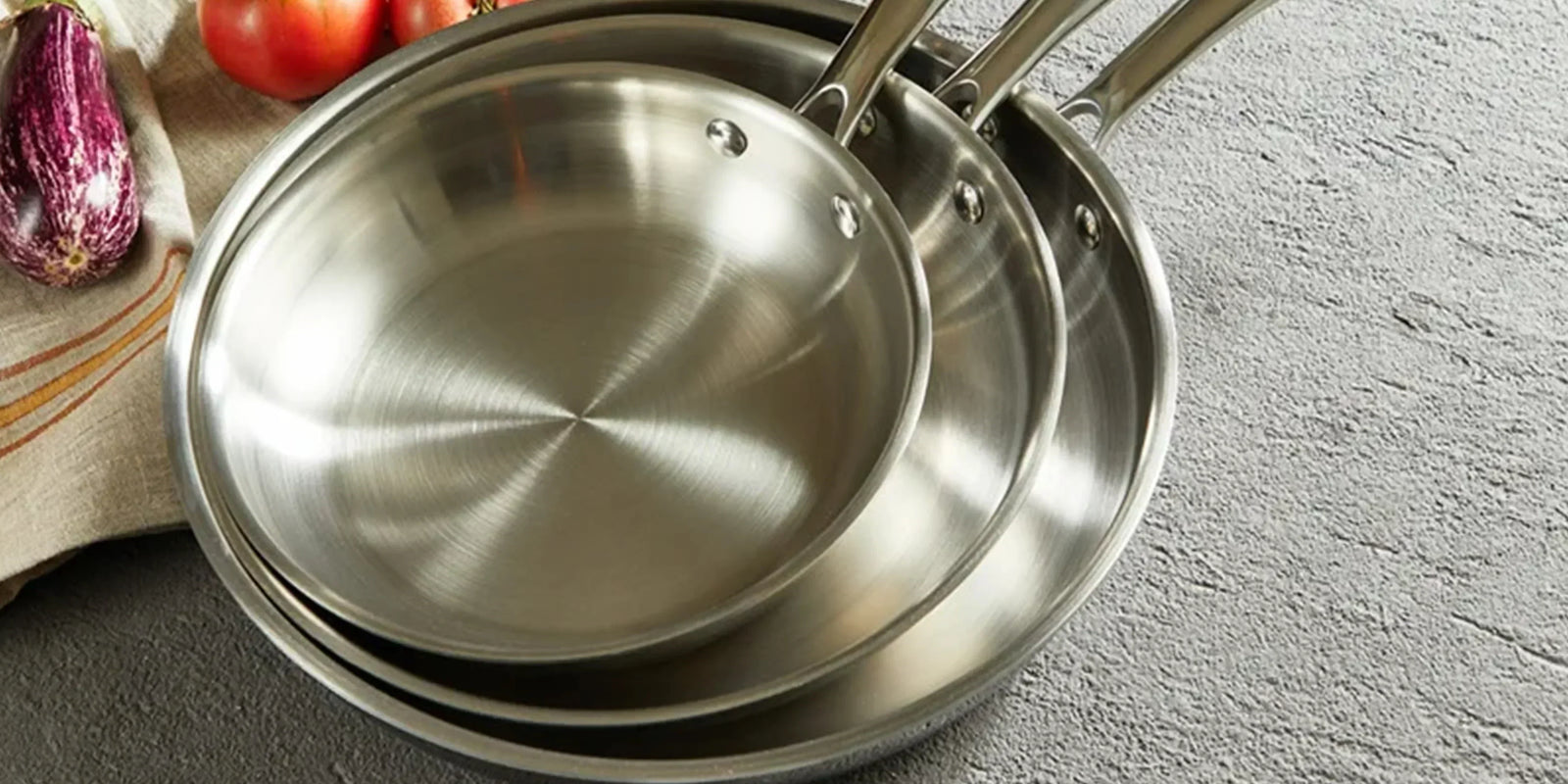 Poêles en Inox : Réponses à Vos Questions Fréquemment Posées