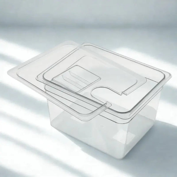 Bac de cuisson plastique 11L sur fond blanc