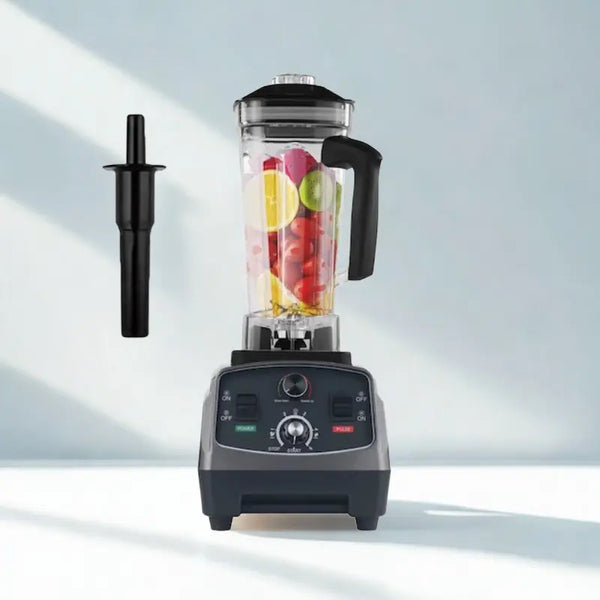 Blender noir sur fond blanc