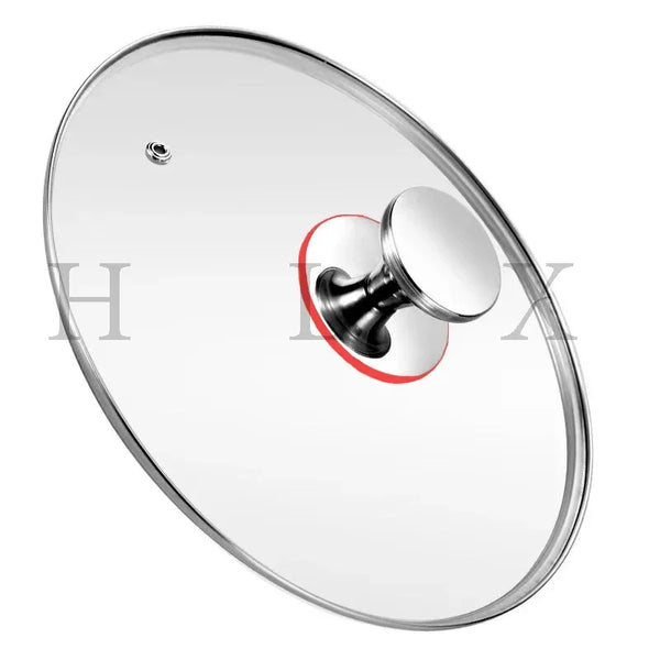 Couvercle sur fond blanc