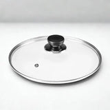 Couvercle en verre sur fond blanc