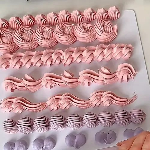 Formes de crème à la douille