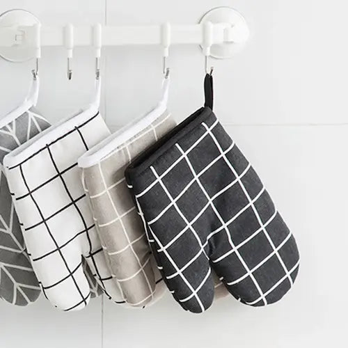 Gants de four suspendus