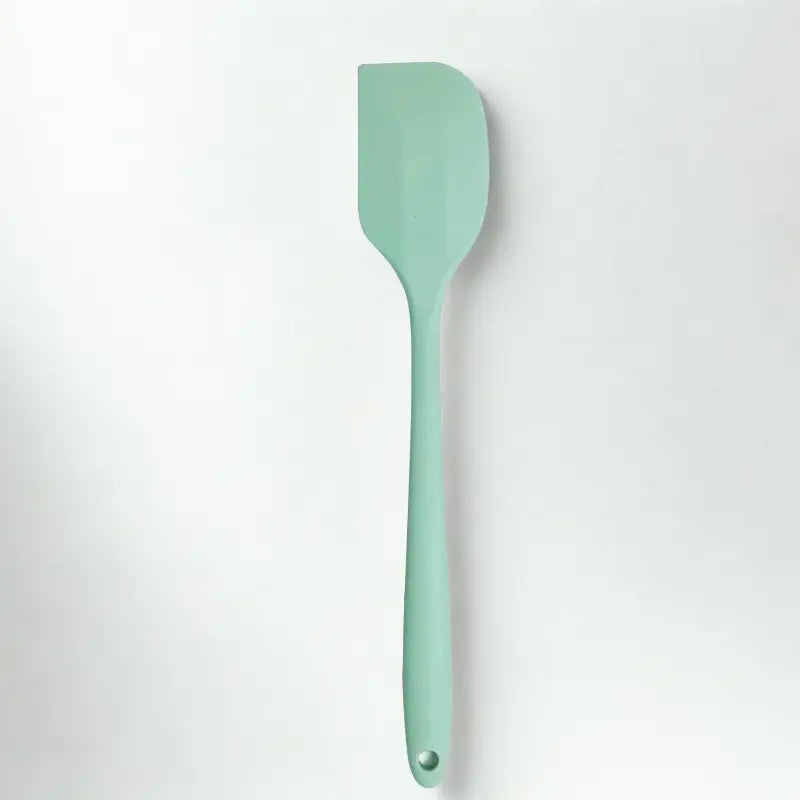 Maryse turquoise sur fond blanc