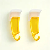 2 maryses jaunes sur fond blanc