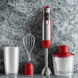 Mixeur 4 en 1 rouge et gris sur  marbre gris