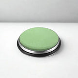 Disque pierre sûr fond blanc