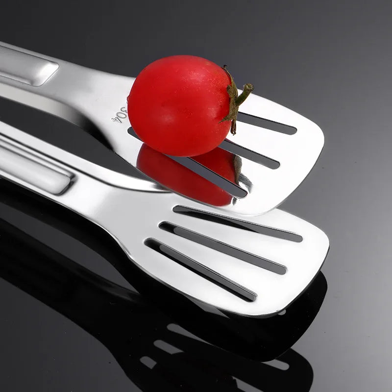 Tomate sur pince en inox