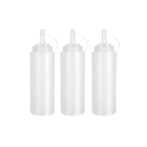 3 pipettes sur fond blanc