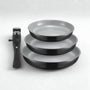 Set de 3 poêles amovibles noires et grises sur fond blanc