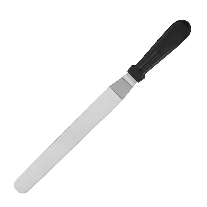 Spatule Pâtissière en Acier Inoxydable sûr fond blanc