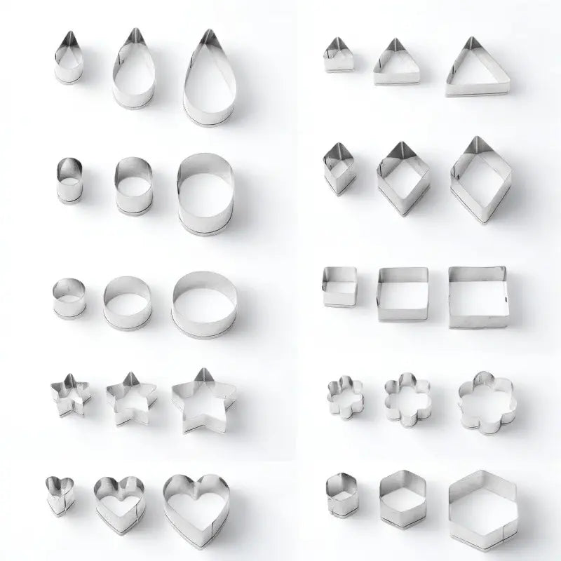 Emporte-Pièces Géométriques en Inox sûr fond blanc