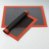 2 tapis silicone sur fond blanc 