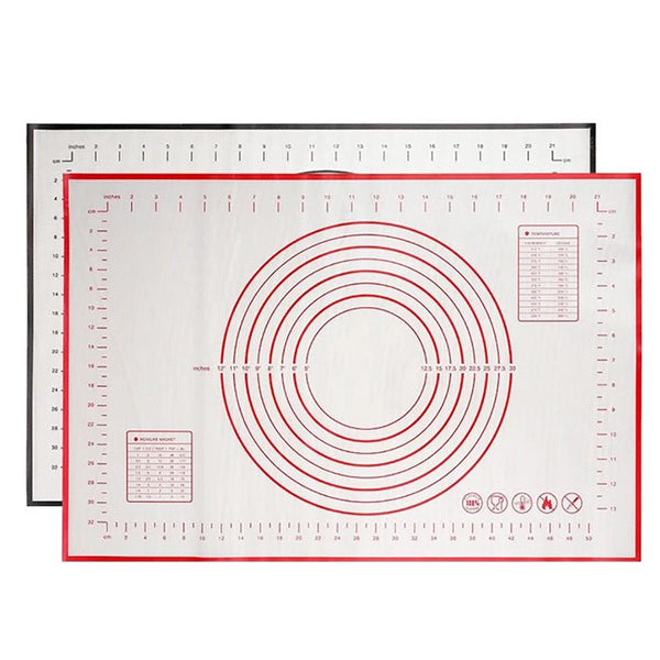 2 Tapis pétrissage sur fond blanc