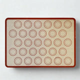 Tapis pâtissier sur fond blanc