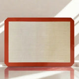 Tapis pâtissier sur fond blanc
