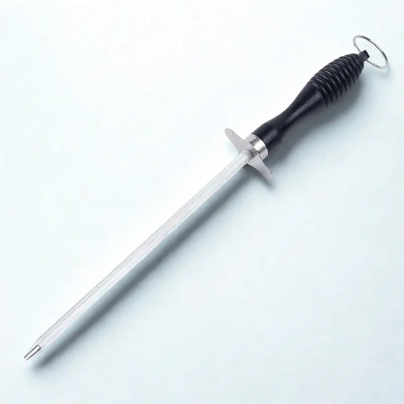 Fusil à aiguiser fond blanc